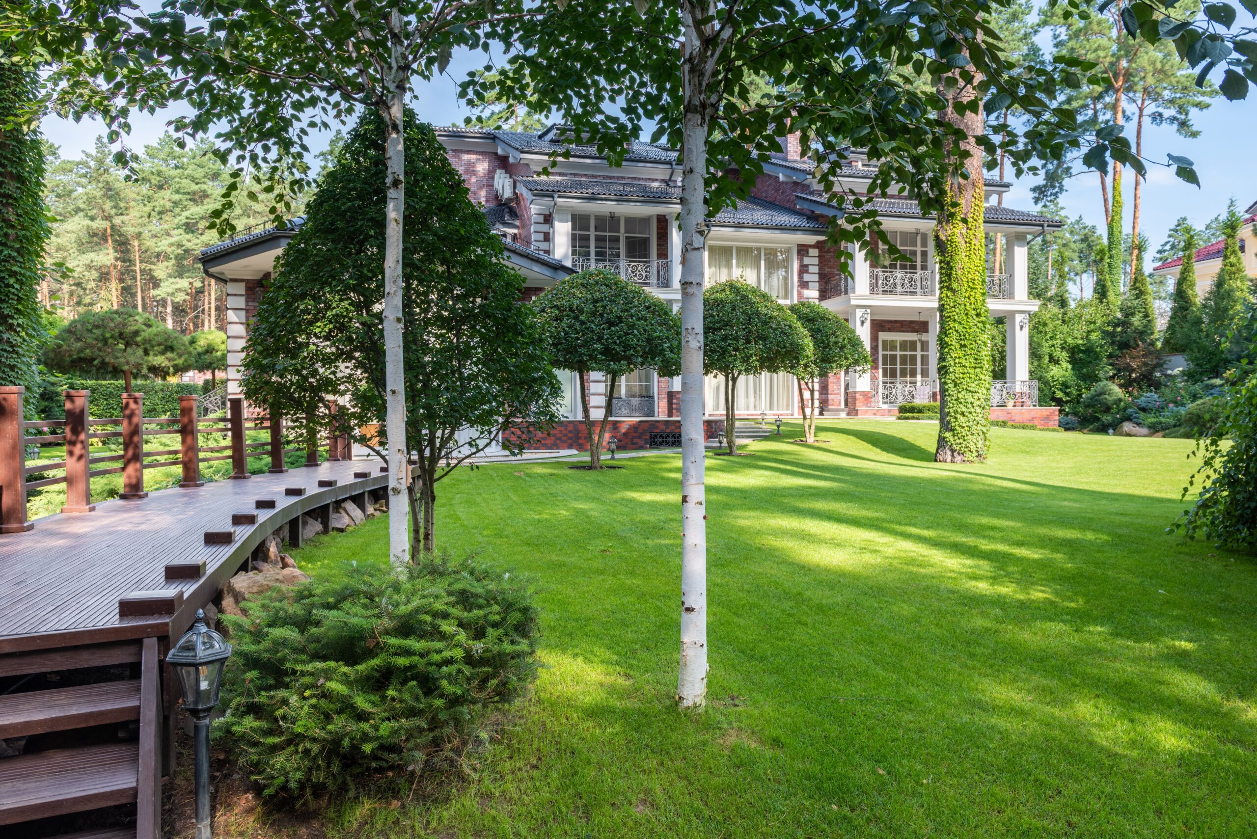 Professional Lawn Mowing North Port